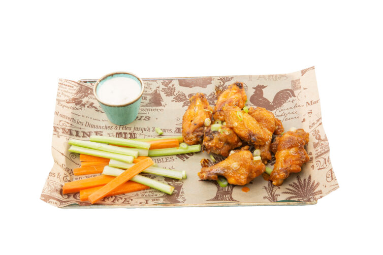 Buffalo wings cu sos gorgonzola